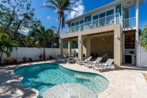 New 4BR Oasis: Walk to Beach, Pool, Pet-Friendly!